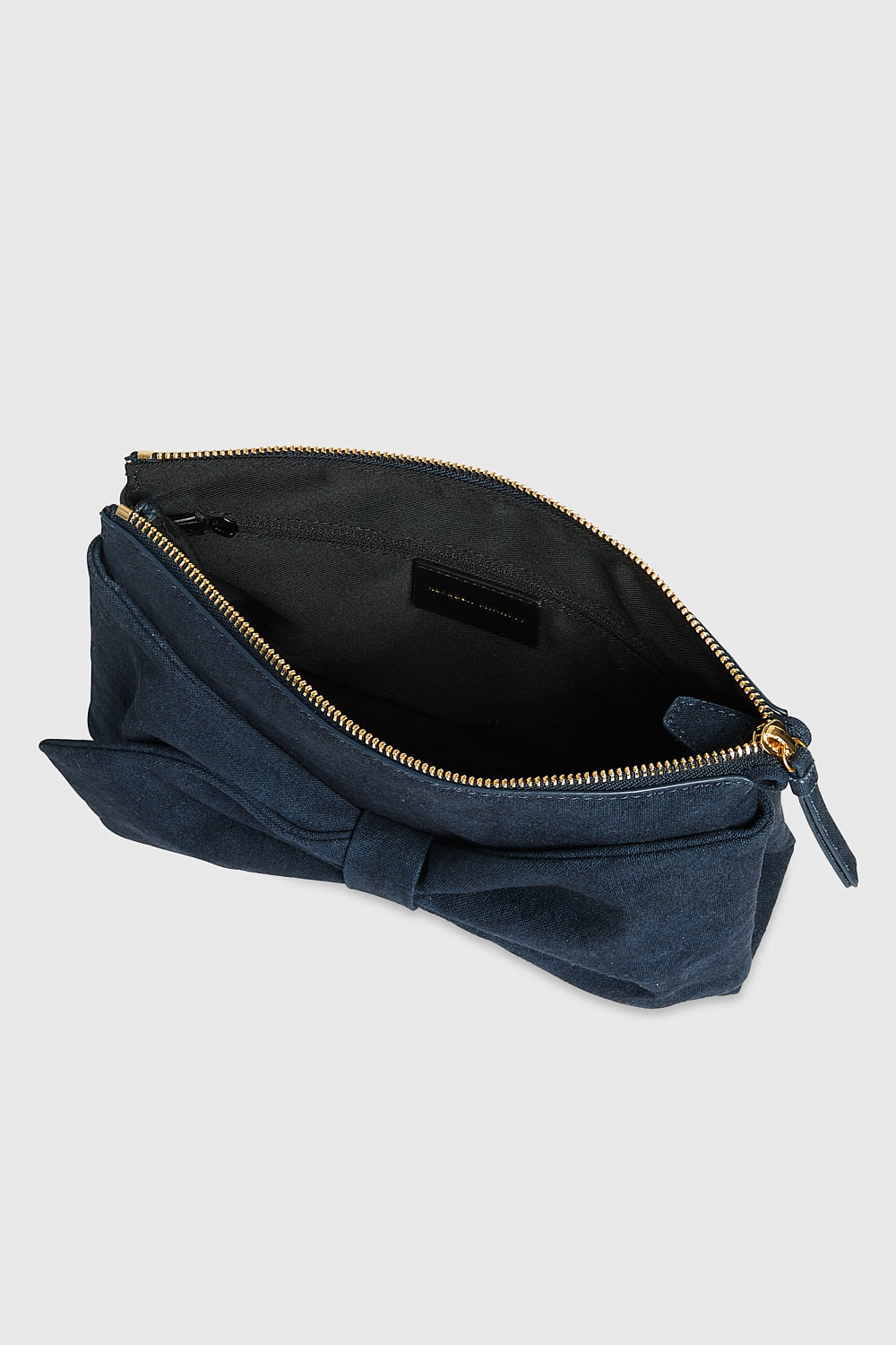 Bow Clutch