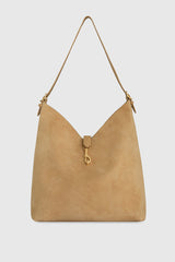 Megan Hobo